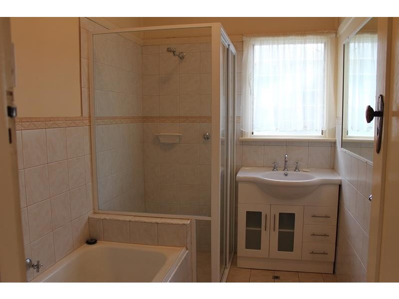 488 Mcdonald Rd, Lavington NSW 2641