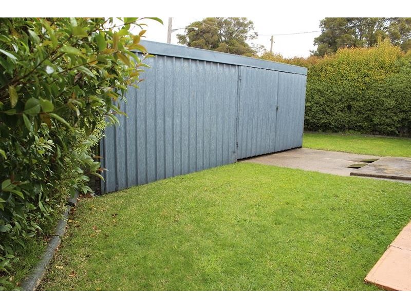 2/356 Parnall St, Lavington NSW 2641