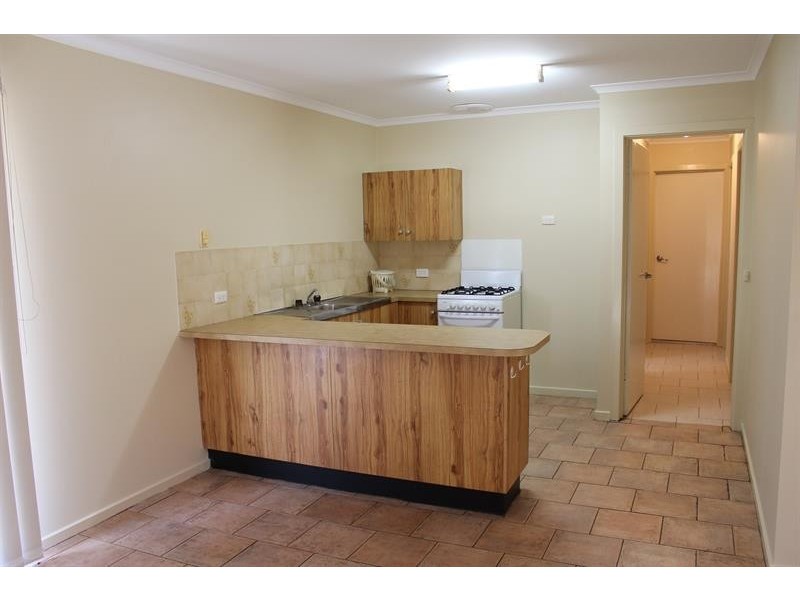 6/299 Kaitlers Rd, Lavington NSW 2641