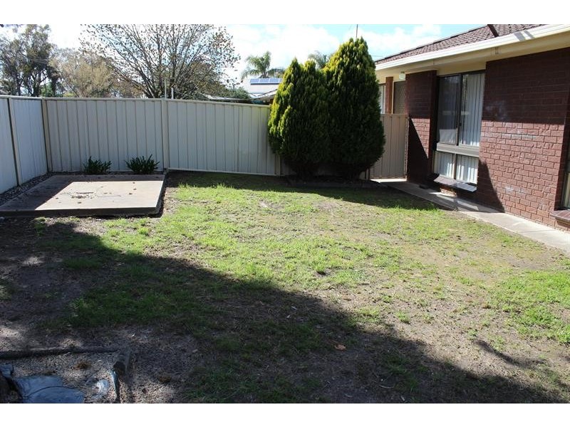 6/299 Kaitlers Rd, Lavington NSW 2641