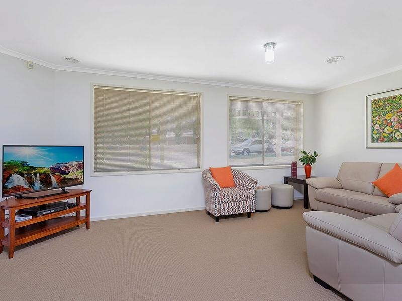 2/107 Southern View Dr, West Albury NSW 2640