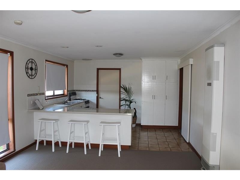 1/379 Parnall St, Lavington NSW 2641