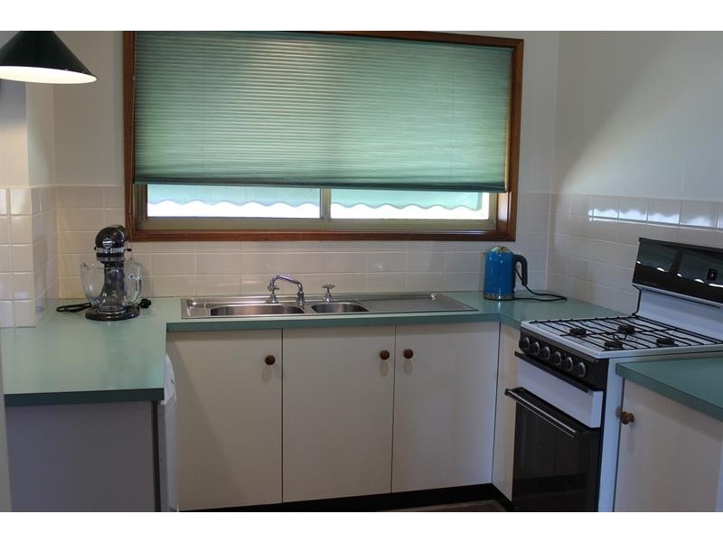 4/577 Webb St, Lavington NSW 2641