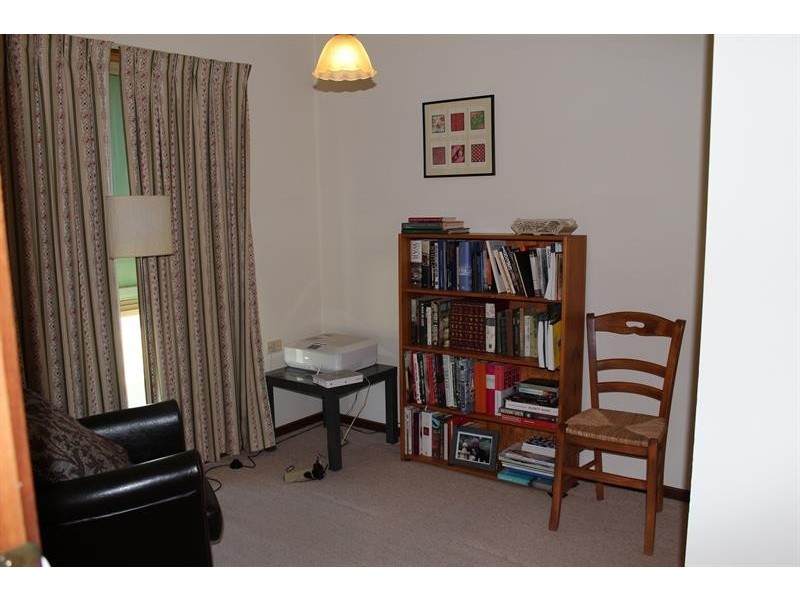 4/577 Webb St, Lavington NSW 2641