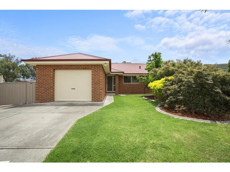 6 Almurta Ct, Lavington NSW 2641