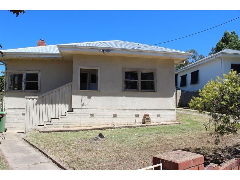 793 Pemberton  Street, Albury NSW 2640