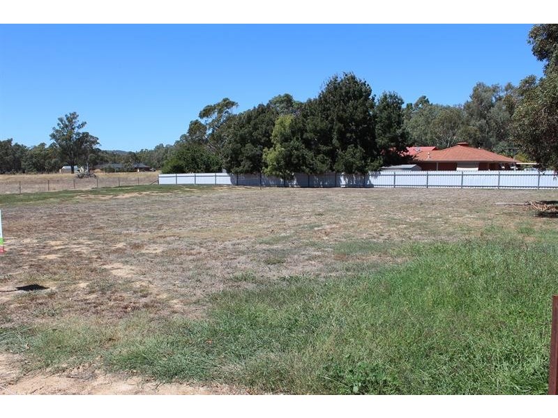 141 Urana St, Jindera NSW 2642