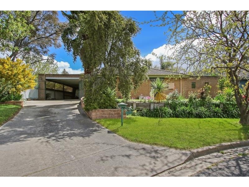 14 Dimbanna Ct, Lavington NSW 2641
