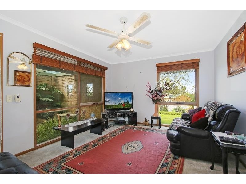 14 Dimbanna Ct, Lavington NSW 2641