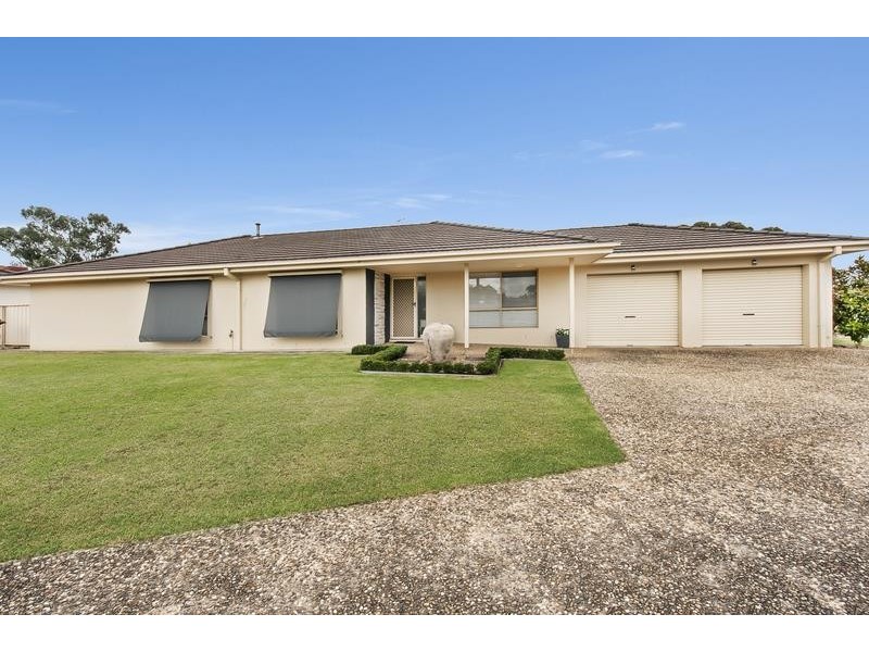 14A Worsley Pl, Lavington NSW 2641