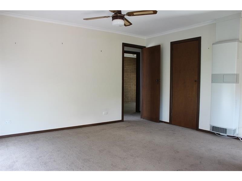 2/572 Mair Street, Lavington NSW 2641