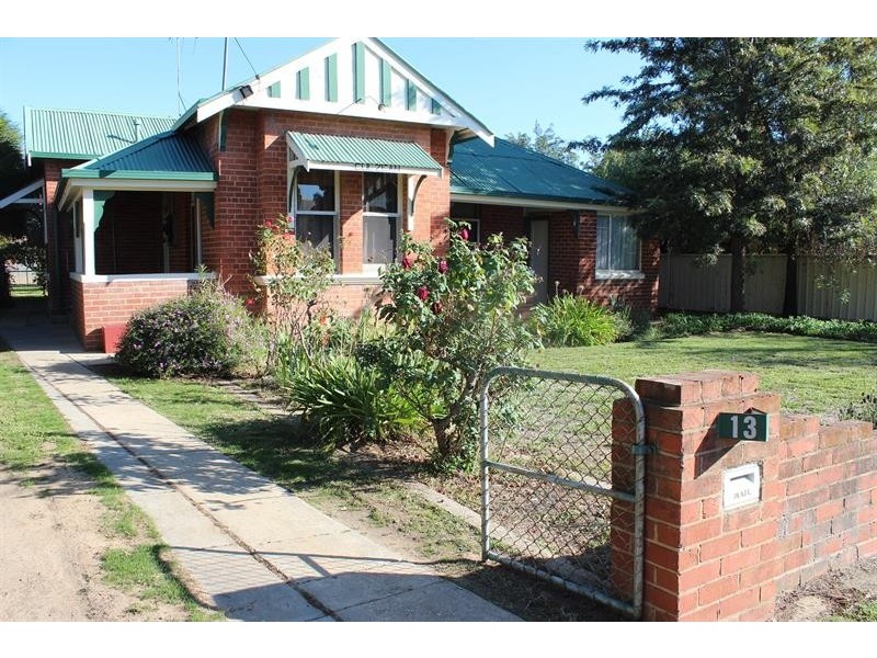 13 Mcbean Street, Culcairn NSW 2660