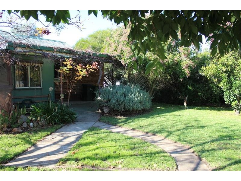 13 Mcbean Street, Culcairn NSW 2660