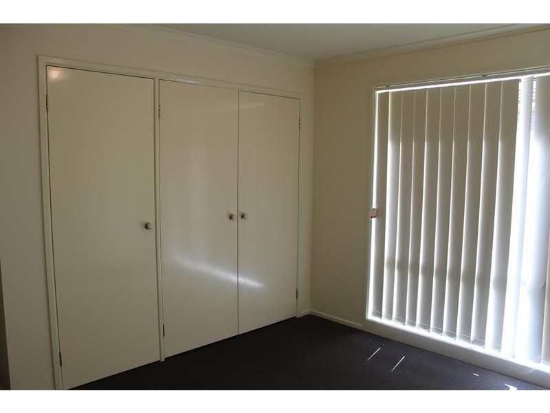 4 Arthur Worsley  Pl, North Albury NSW 2640