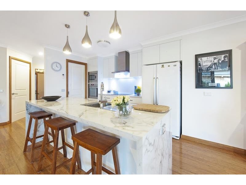 12 Cobby Ct, Lavington NSW 2641