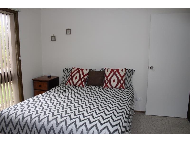 484  Henderson St, Lavington NSW 2641