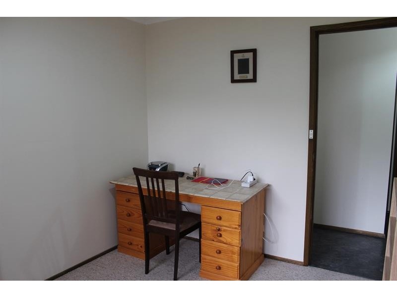 484  Henderson St, Lavington NSW 2641