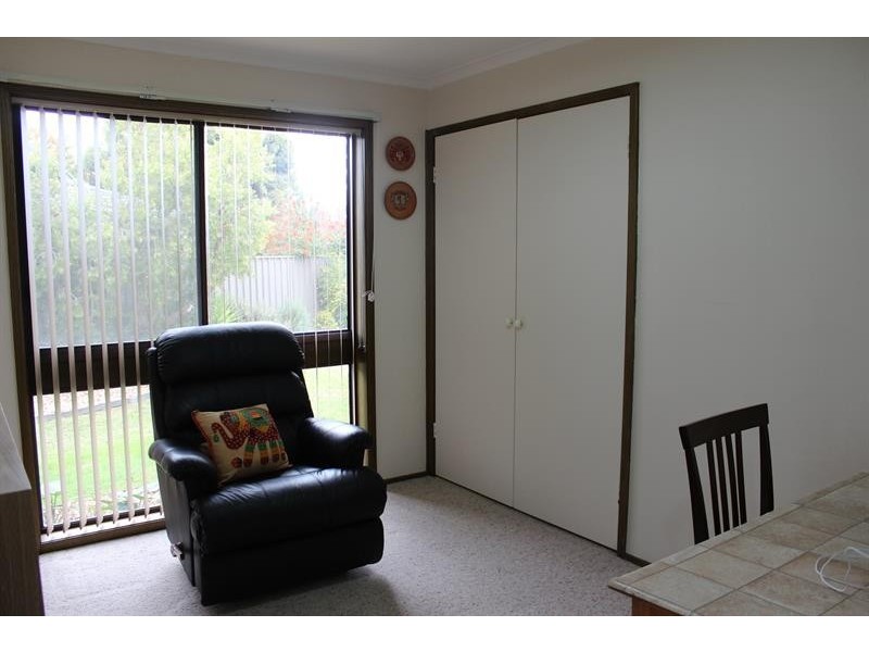 484  Henderson St, Lavington NSW 2641