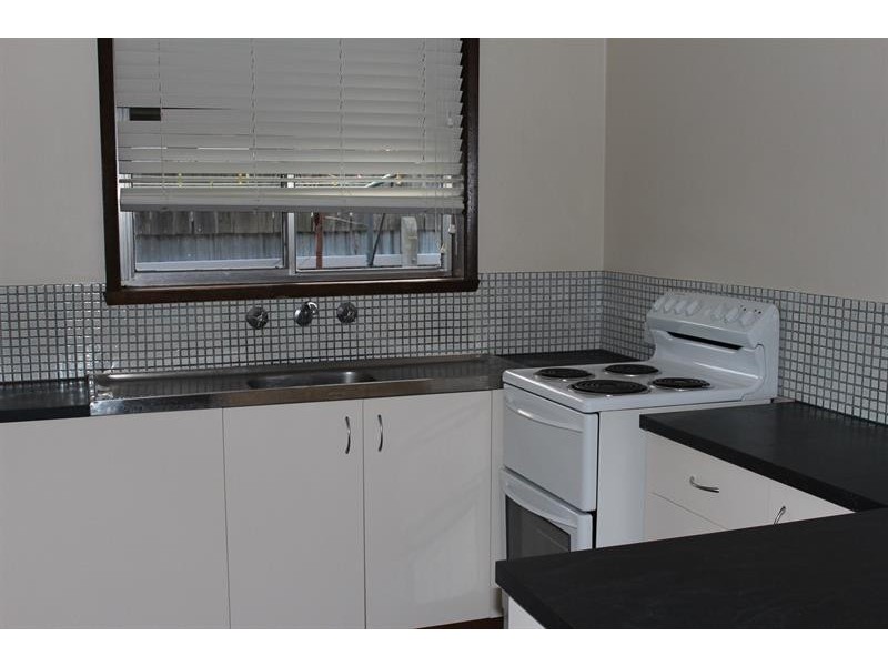 4/311 Moore St, Lavington NSW 2641