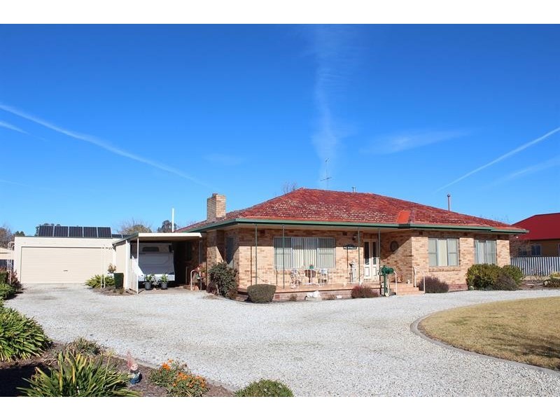 22 First St, Henty NSW 2658