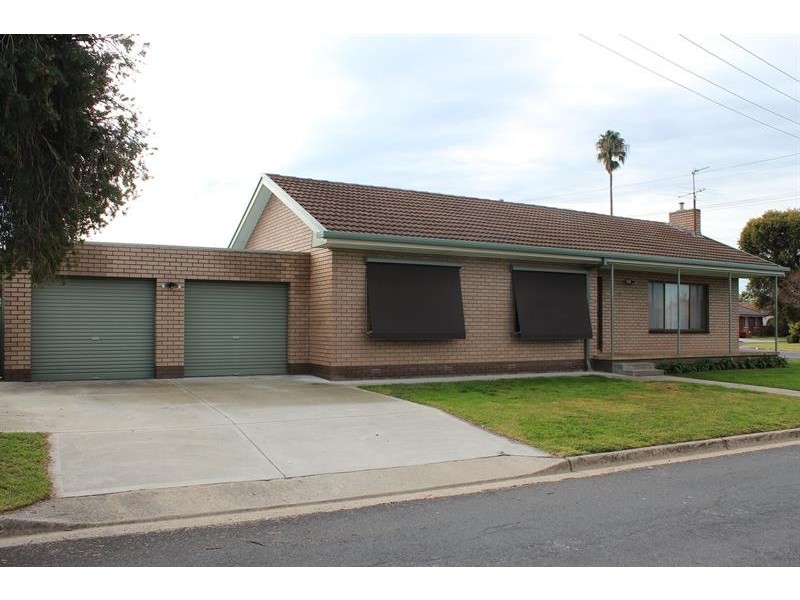 491 Kemp St, Lavington NSW 2641