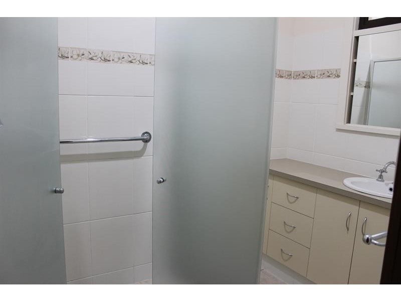 491 Kemp St, Lavington NSW 2641