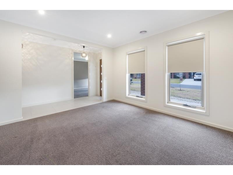 6 Anna Ct, North Albury NSW 2640