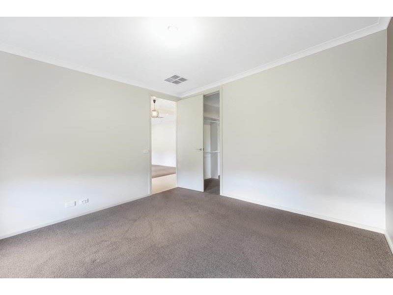 6 Anna Ct, North Albury NSW 2640