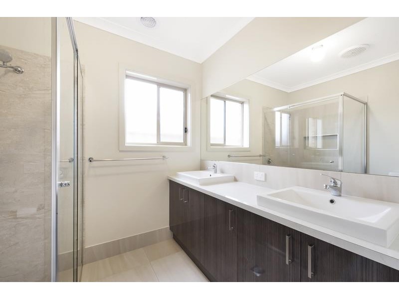 6 Anna Ct, North Albury NSW 2640