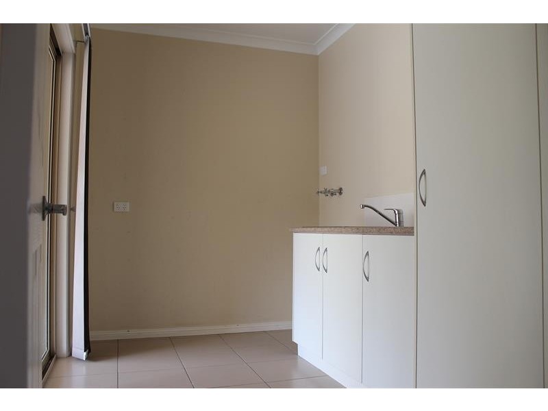 1/392 Tarakan Avenue, North Albury NSW 2640