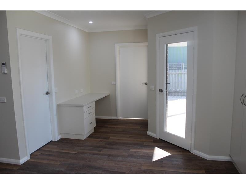 506 McDonald  Road, Lavington NSW 2641