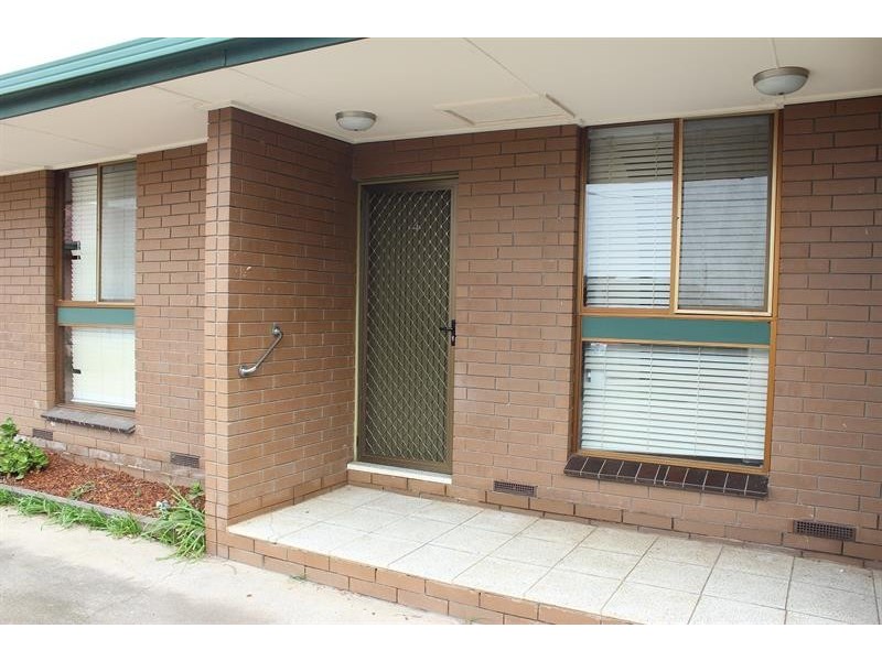 4/311 Moore Street, Lavington NSW 2641