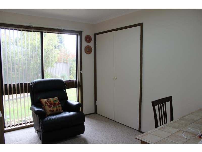 484 Henderson St, Lavington NSW 2641