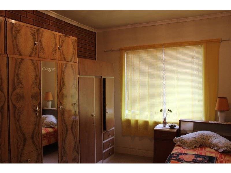 1/399 Dick Rd, Lavington NSW 2641