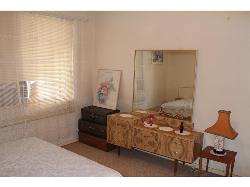 1/399 Dick Rd, Lavington NSW 2641