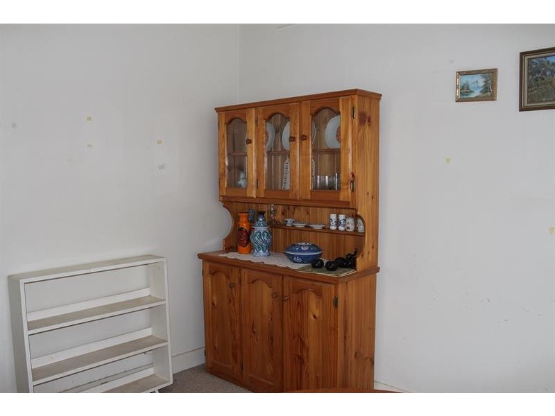 1/399 Dick Rd, Lavington NSW 2641