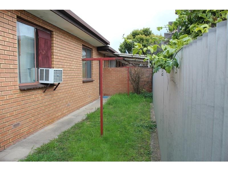 1/399 Dick Rd, Lavington NSW 2641