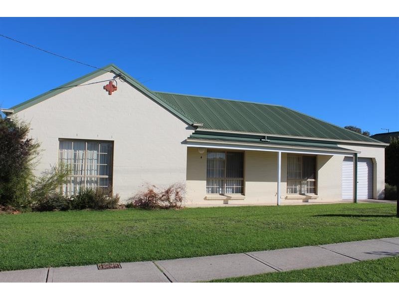 4/577 Webb St, Lavington NSW 2641