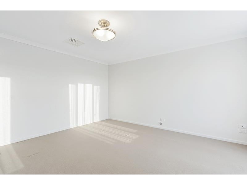 8 Ebenezer Ct, Walla Walla NSW 2659