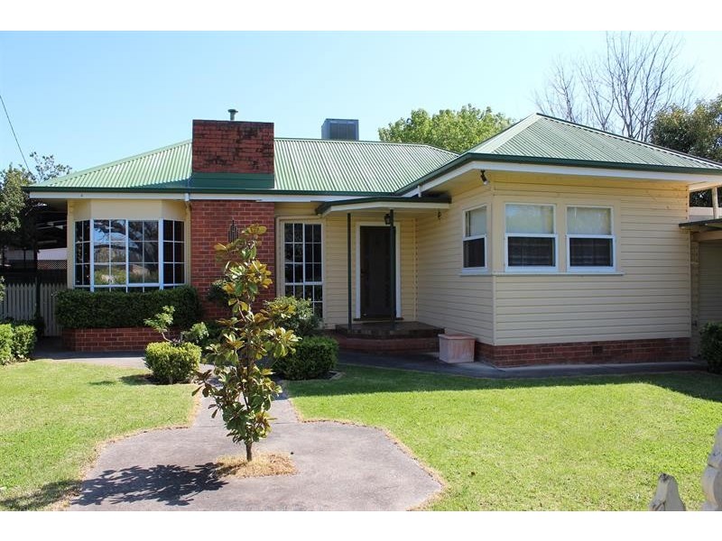515 Nathan Ave, Albury NSW 2640