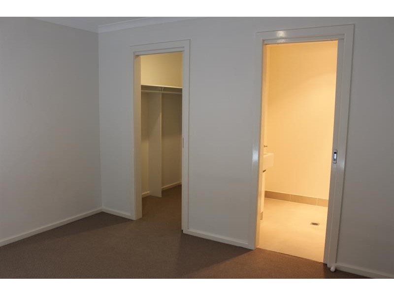 17 Brookfields Mews, Lavington NSW 2641