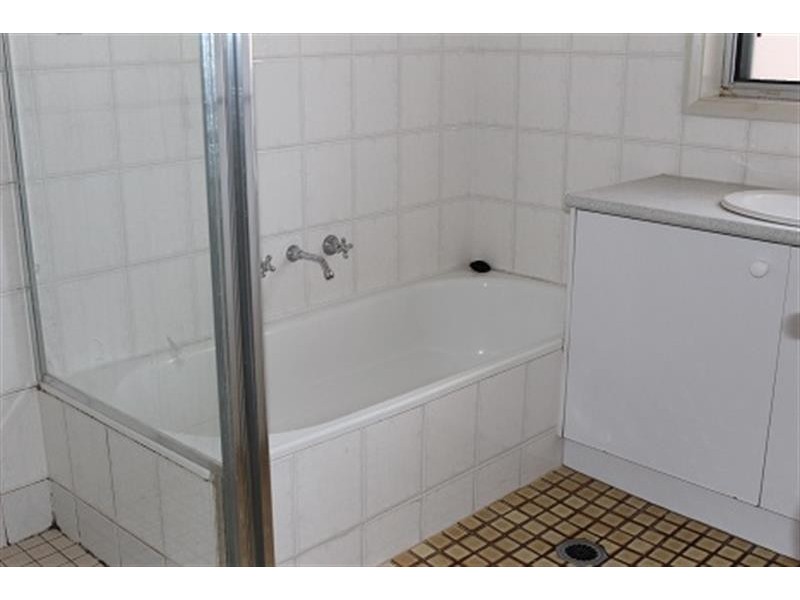 1/483 Urana Rd, Lavington NSW 2641