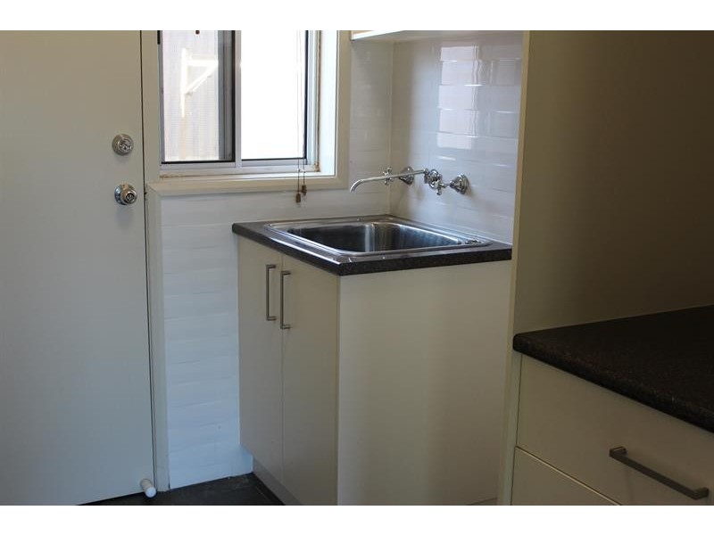 1/483 Urana Rd, Lavington NSW 2641