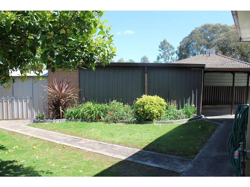 18 Conmurra Way, Springdale Heights NSW 2641