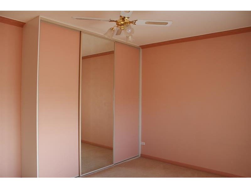 519 Kotthoff St, Lavington NSW 2641