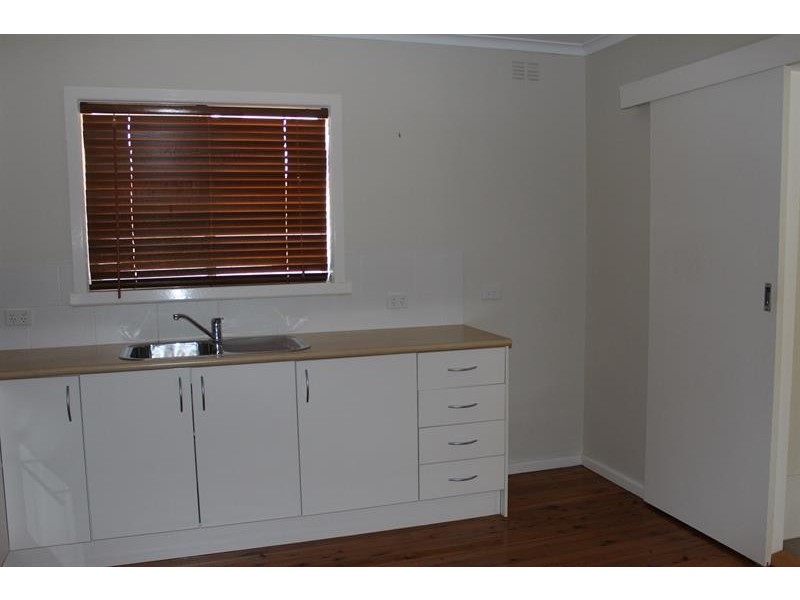 1/539 Hague St, Lavington NSW 2641