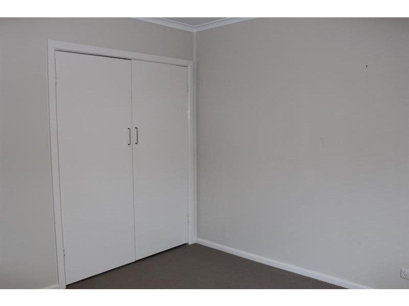 1/539 Hague St, Lavington NSW 2641