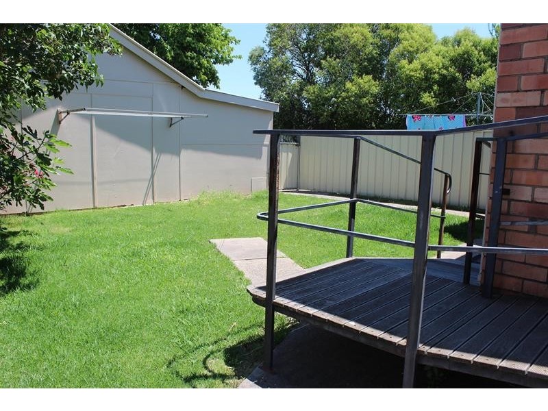 1/539 Hague St, Lavington NSW 2641