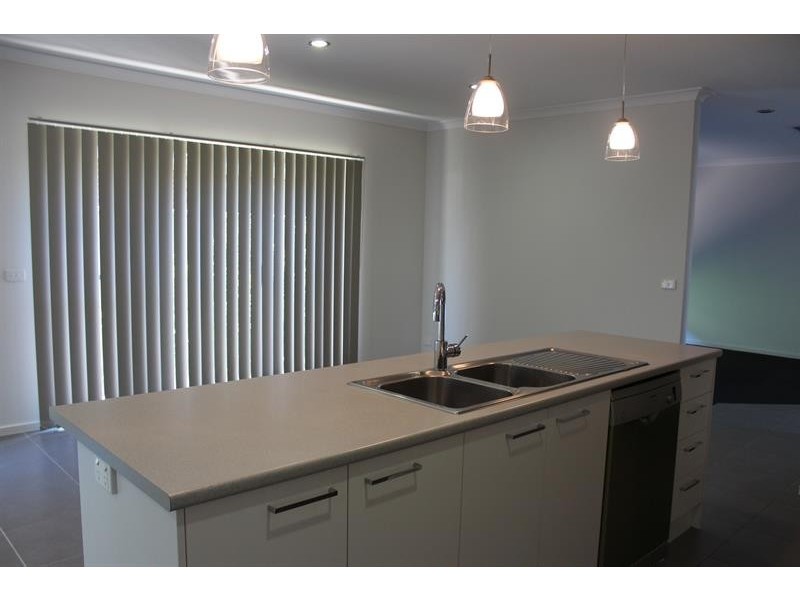 23 Hanrahan St, Hamilton Valley NSW 2641