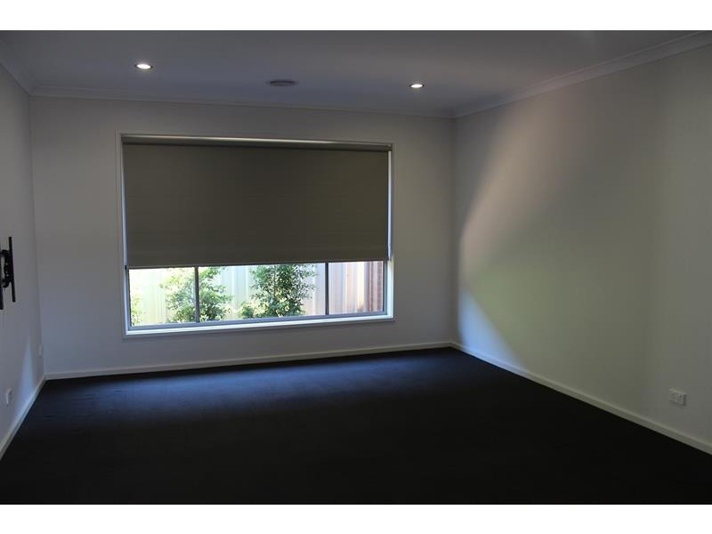 23 Hanrahan St, Hamilton Valley NSW 2641